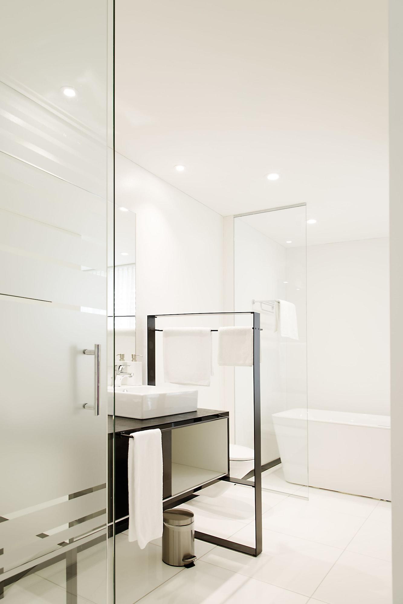 Residence Thessoni Home Zurich -Self Checkin -No Restaurants-Short&Longstay Regensdorf Eksteriør billede