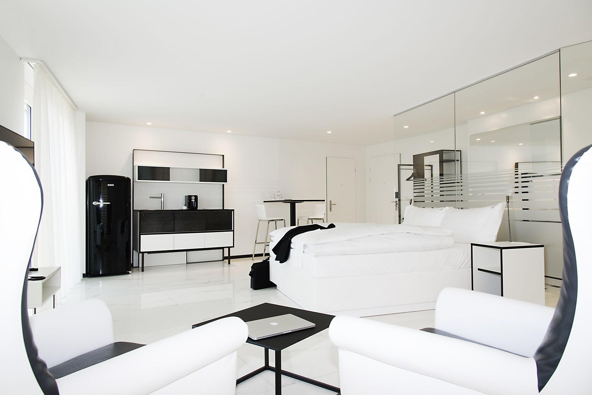 Residence Thessoni Home Zurich -Self Checkin -No Restaurants-Short&Longstay Regensdorf Eksteriør billede